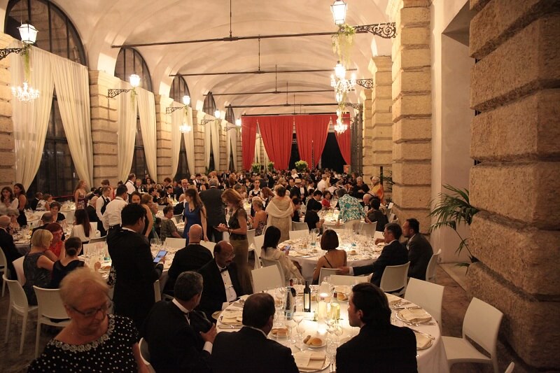 Gala banqueting in Verona - Scapin